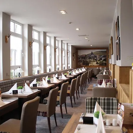 ホテル Rathaushotels All Inklusive 4*