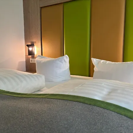 Rathaushotels Inklusive Hotel 4*