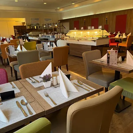 Rathaushotels Inklusive Hotel 4*