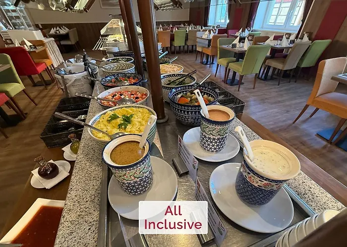 Rathaushotels Inklusive 酒店 4*