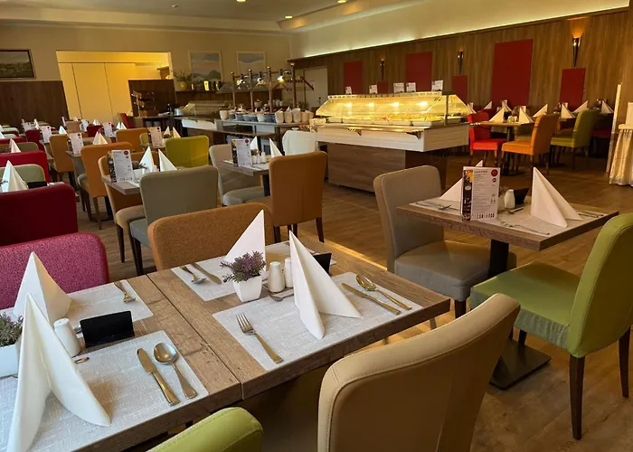 Rathaushotels Inklusive 酒店 4*